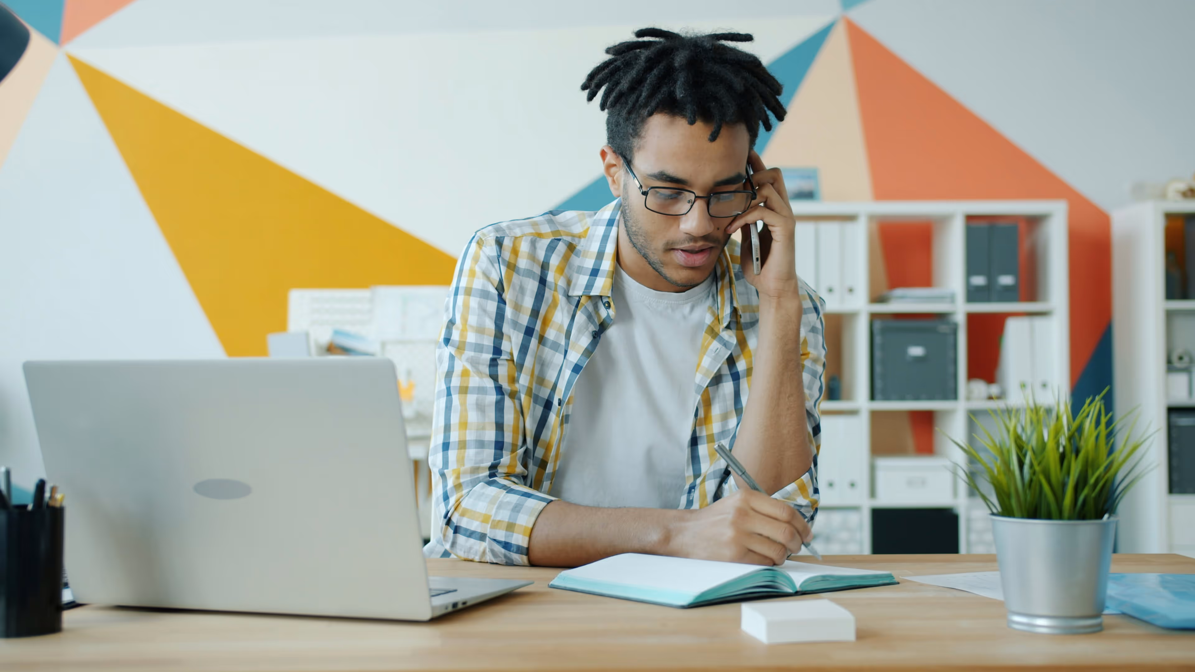 Why Your SaaS Homepage Doesn't Convert 